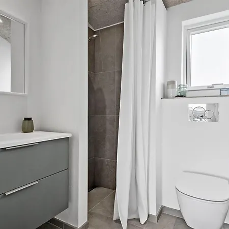 Frithbjorn - 900m From The Sea By Interhome بيت للعطل *