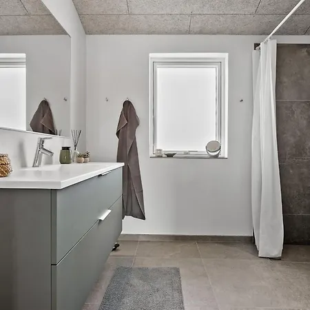 Frithbjorn - 900m From The Sea By Interhome Jerup